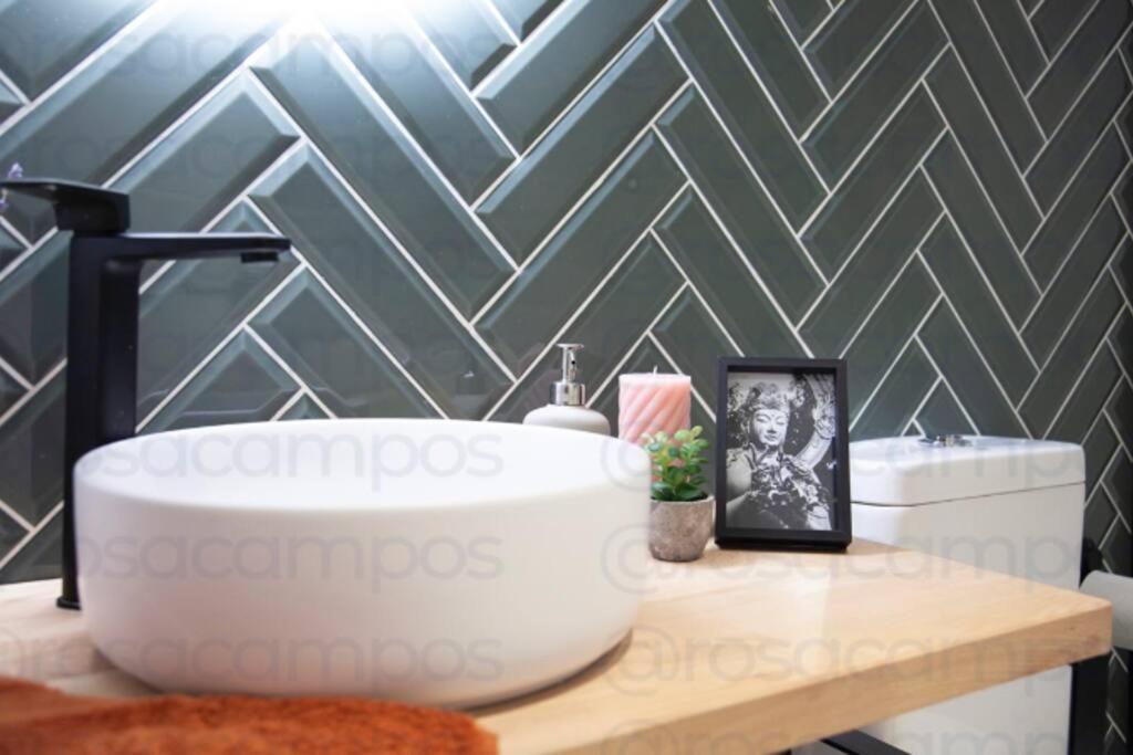 Al5 Seaside Bliss-Stylish Loft Steps From Malvarrosa Valenza Esterno foto