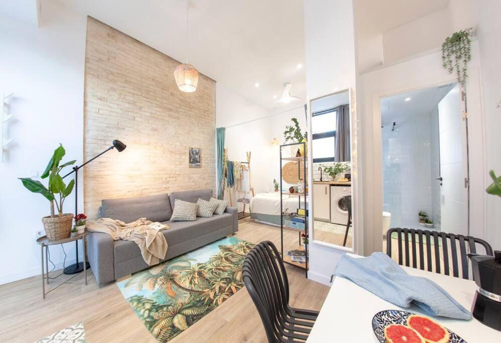 Al5 Seaside Bliss-Stylish Loft Steps From Malvarrosa Valenza Esterno foto