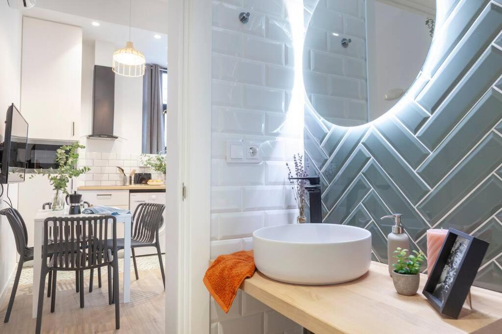Al5 Seaside Bliss-Stylish Loft Steps From Malvarrosa Valenza Esterno foto